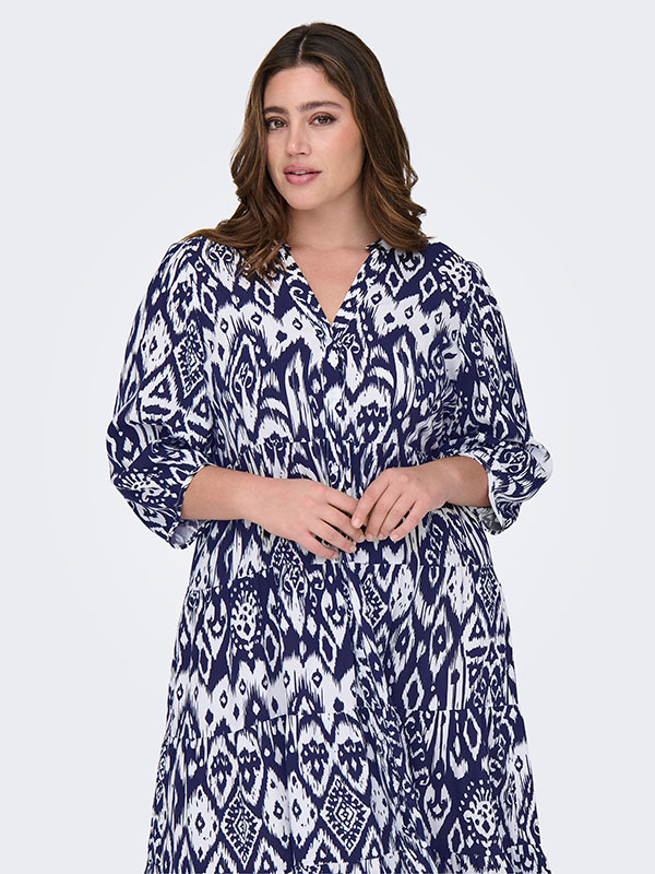 CARMILANA - Plus Size Klänning fra Only Carmakoma