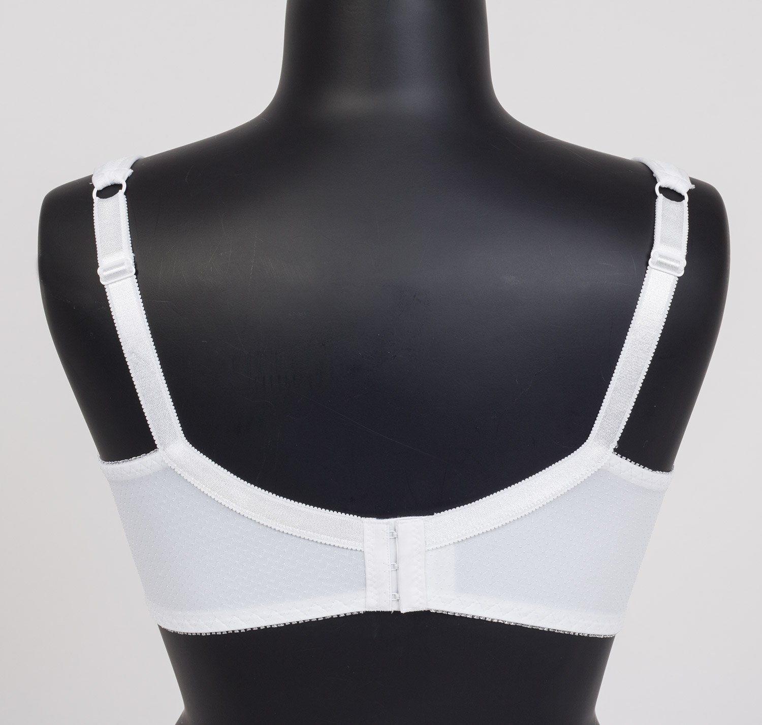 BEATE  - Plus Size BH med bygel fra Plaisir