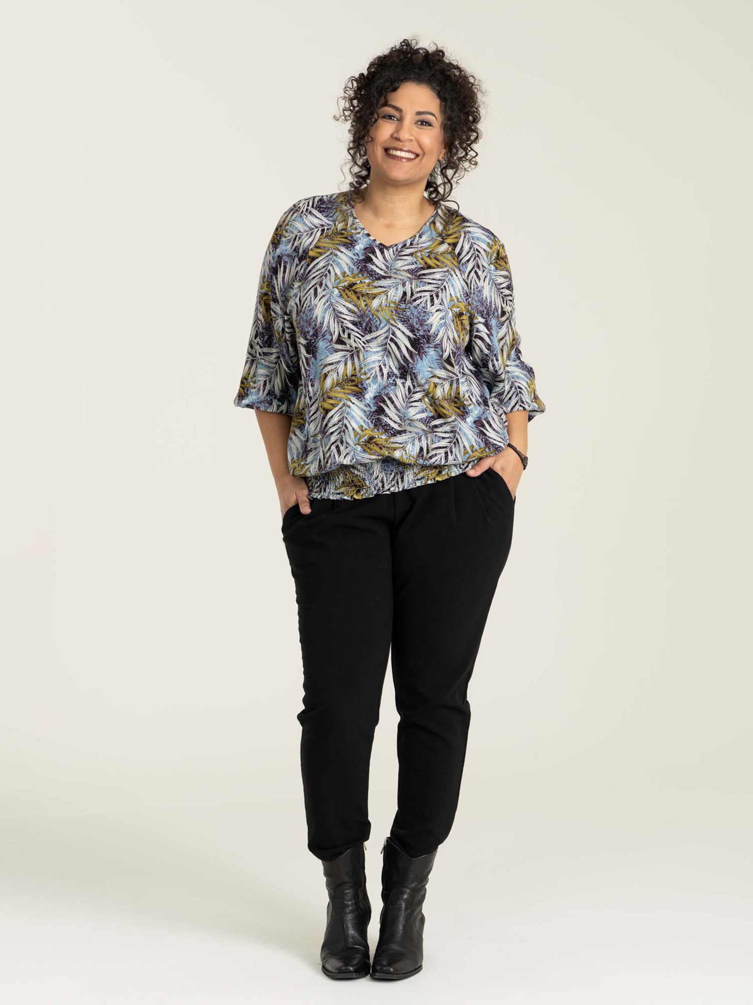 SALLY  - Plus Size Byxor fra Studio