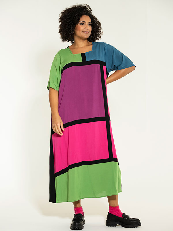 LANA - Lång mångfärgad klänning i viskos fra Studio