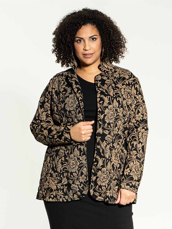 KIRSI  - Plus Size Kavaj fra Studio