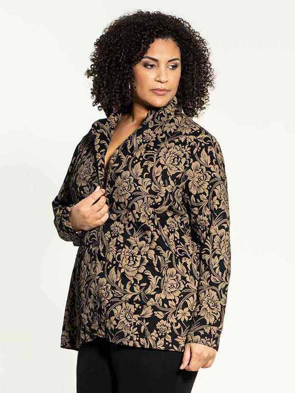KIRSI  - Plus Size Kavaj fra Studio