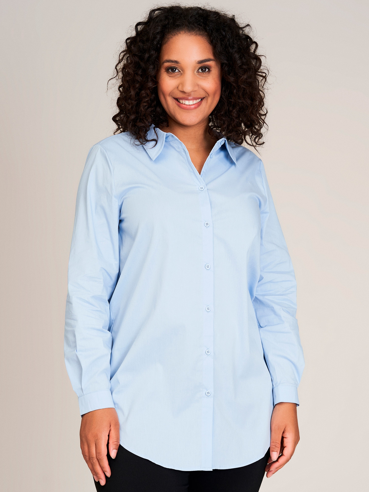 Lysblå skjorta med stretch fra Sandgaard