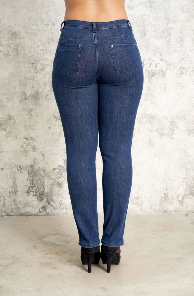 Carmen - Jeans Med kort benlängd fra Studio