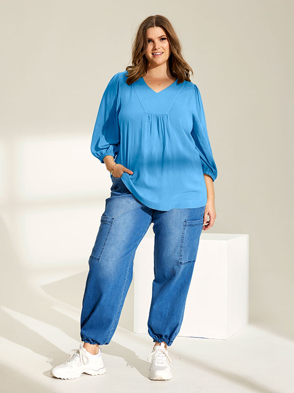 LEONIE - Plus Size Blus fra Zhenzi