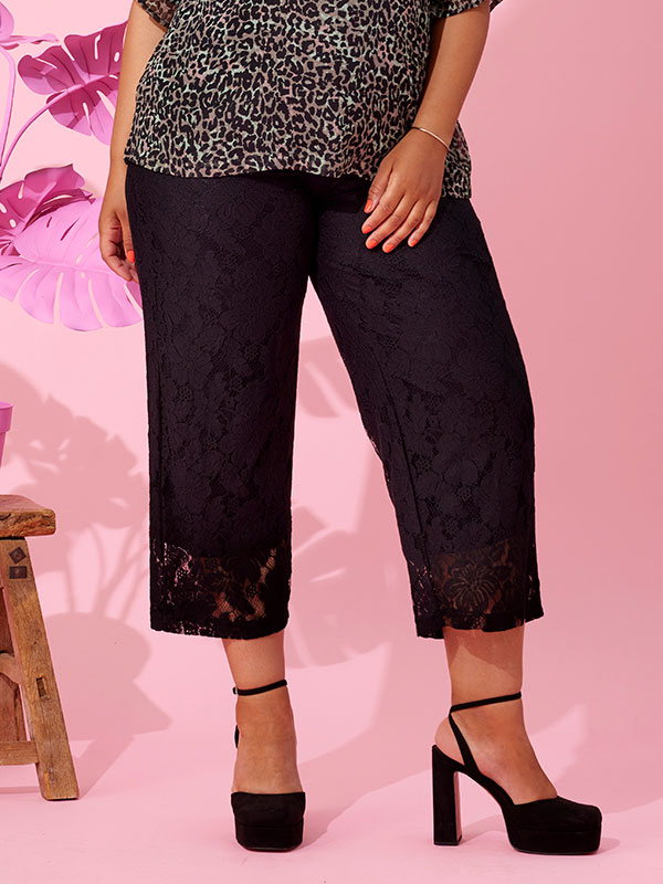 TILDA - Plus Size Byxor fra Zhenzi