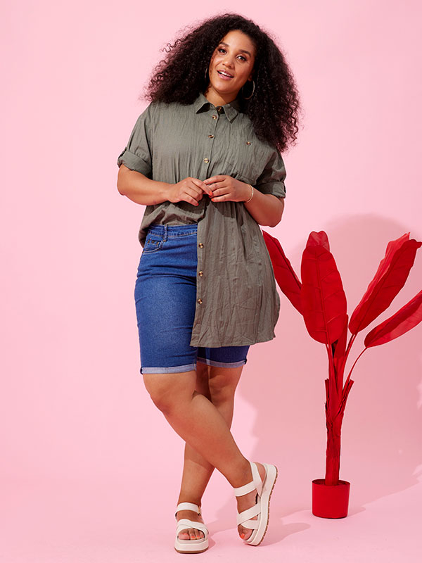 SAVANNA - Plus Size Skjorta fra Zhenzi