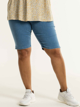 VICKA - Blå shorts i stretchdenim