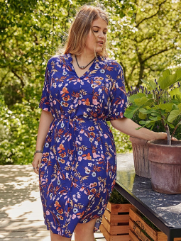  LOLLI LIFE - Marinblått viskostryck med korta ärmar och blommor