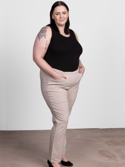 Plus Size Byxor från Zhenzi