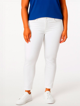 JEANS - Plus Size Jeans från Studio