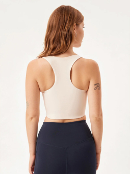 PALOMA - Plus Size Top från Girlfriend Collective