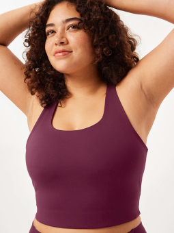PALOMA - Plus Size Top från Girlfriend Collective