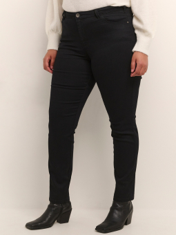 WILLA  - Plus Size Jeans från Kaffe Curve