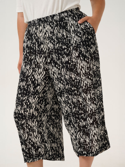 Plus Size Byxor från Kaffe Curve