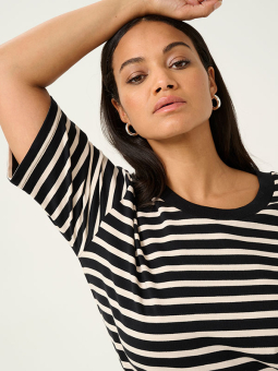 KCLORANA - Plus Size T-shirt från Kaffe Curve