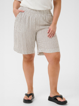KCMILLE - Plus Size Shorts från Kaffe Curve