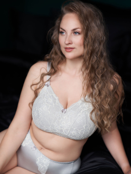 GRACE WIRELESS - Plus Size BH utan bygel från Plaisir