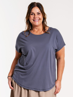 GITTE - Plus Size T-shirt från Gozzip