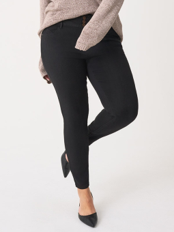 CARANNA - Plus Size Jeans från Only Carmakoma