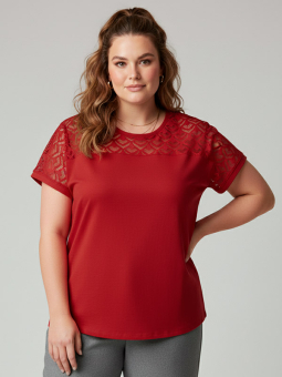 CARFLAKE - Plus Size T-shirt från Only Carmakoma