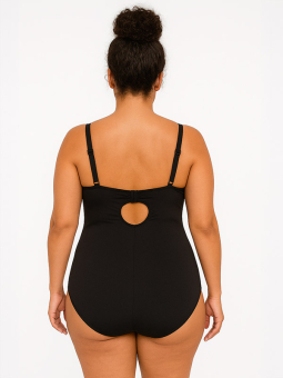 CARELLY - Plus Size Baddräkt från Only Carmakoma