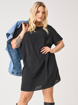 LUX  - Plus Size Klänning från Only Carmakoma