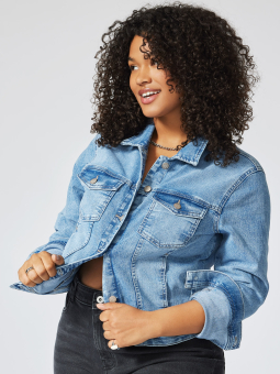 WESPA - Plus Size Jacka från Only Carmakoma