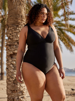 CLARA - Plus Size Baddräkt från Only Carmakoma
