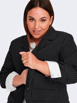 Plus Size Kavaj från Only Carmakoma
