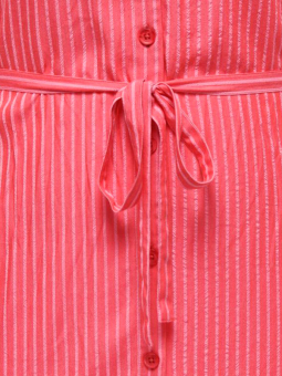Only Carmakoma PENNA - Röd och rosa randig skjortklänning