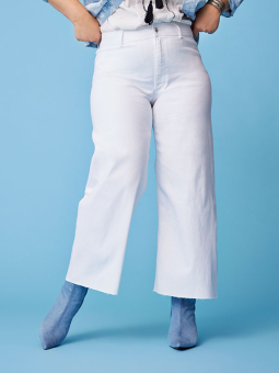 CARSYLVIE - Plus Size Jeans från Only Carmakoma