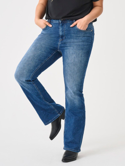 CARWILLY - Plus Size Jeans från Only Carmakoma