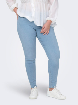 CARTHUNDER - Plus Size Jeans från Only Carmakoma