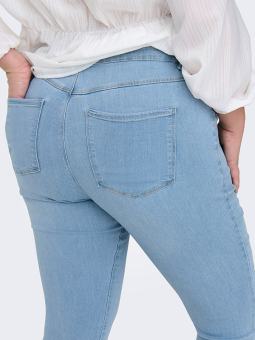 CARTHUNDER - Plus Size Jeans från Only Carmakoma