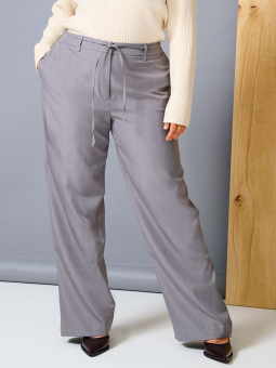 CARMARINE - Plus Size Byxor från Only Carmakoma
