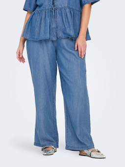 CARCHARIS - Plus Size Byxor från Only Carmakoma