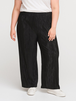 CARRAVENNA - Plus Size Byxor från Only Carmakoma