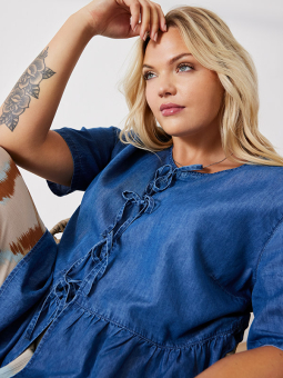 CARBEA - Plus Size Blus från Only Carmakoma