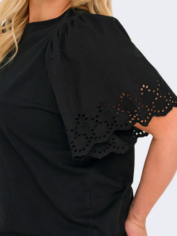 CARHELENA - Plus Size T-shirt från Only Carmakoma