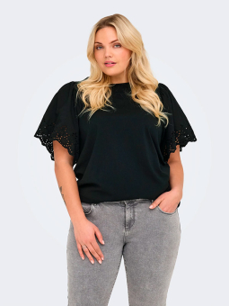 CARHELENA - Plus Size T-shirt från Only Carmakoma