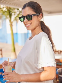 CAROLIVIA - Plus Size T-shirt från Only Carmakoma