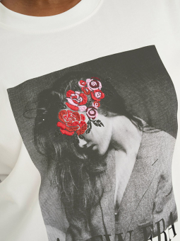 CARWINOVA - Plus Size T-shirt från Only Carmakoma