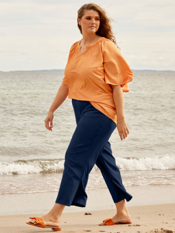MEGANE - Plus Size Blus från Zhenzi