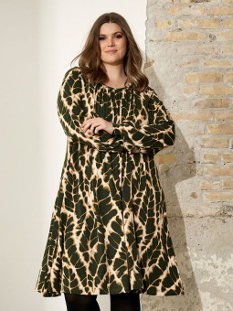 ACEY - Plus Size Klänning från Zhenzi