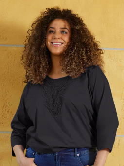 ELIF - Plus Size Blus från Zhenzi