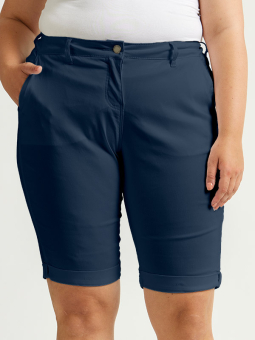 STEP - Plus Size Shorts från Zhenzi