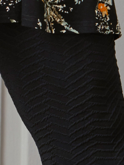 Zhenzi ROMY - Svarta leggings med struktur