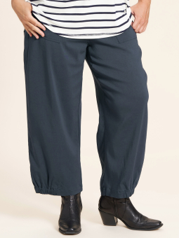 Plus Size Byxor från Gozzip