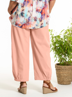 CLARA - Plus Size Byxor från Gozzip